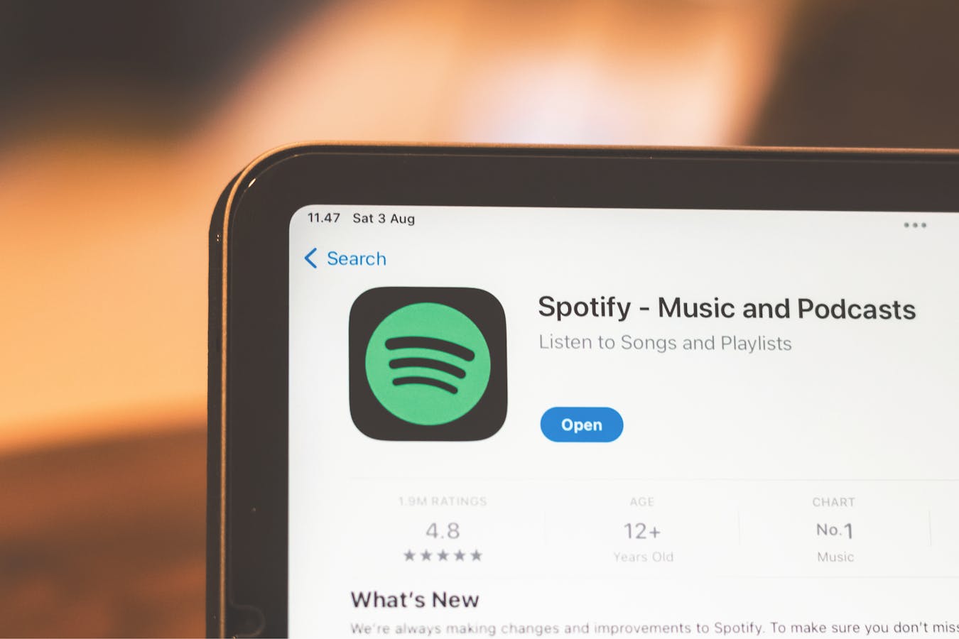Application Spotify ouverte sur tablette